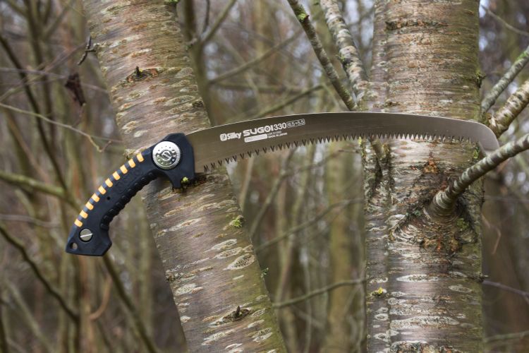 Sugoi 330-6.5-5.5: Japanese pull saw with progressive teeth Sugoi 330-6.5-5.5: Japanese pull saw with progressive teeth