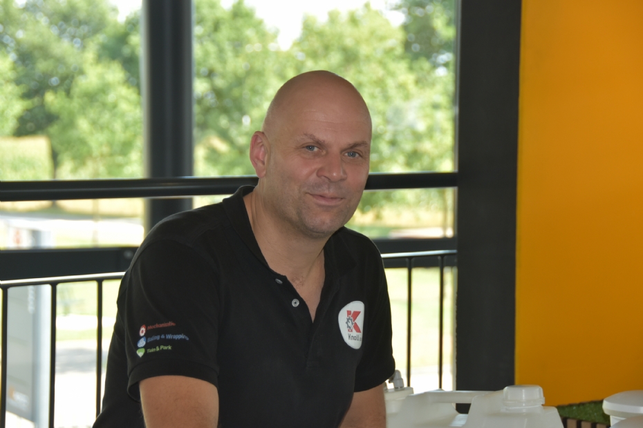 Balder describes the mechanic's profession as challenging and interesting thanks to automation.