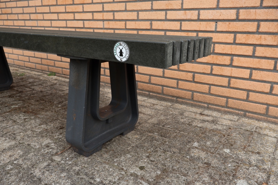 One of the recycled artificial turf products from the Field Green range One of the recycled artificial turf products from the Field Green range