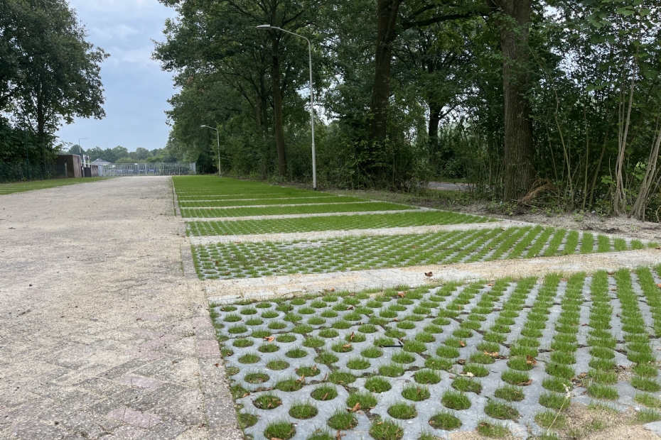NWST archive image for illustration: permeable paving at the Bennenbroekstraat car park in Someren (Image via: Van Berkel Biomassa & Bodemproducten)